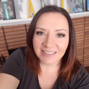 Meet your Posher, Gina